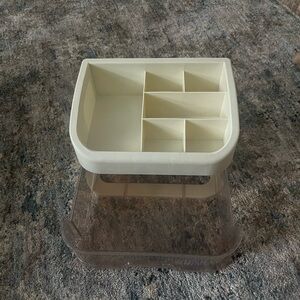 Cream and Brown Organizer